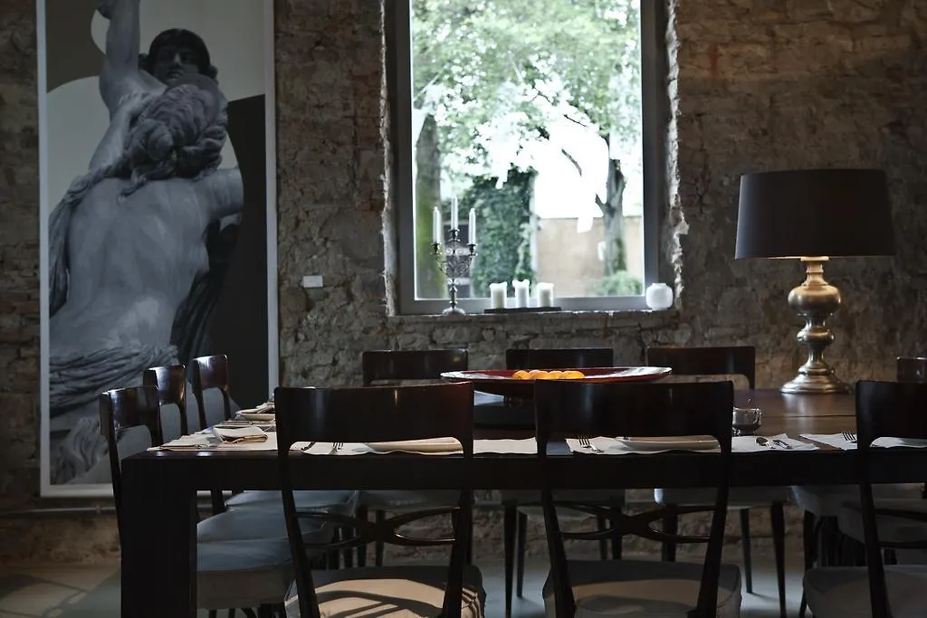 **** Aparthotel Riva Lofts Florencie Itálie
