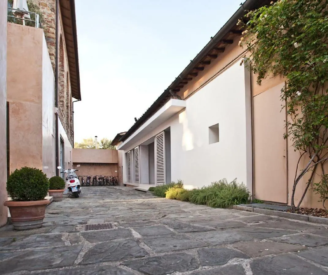 Riva Lofts Florencie 4*,